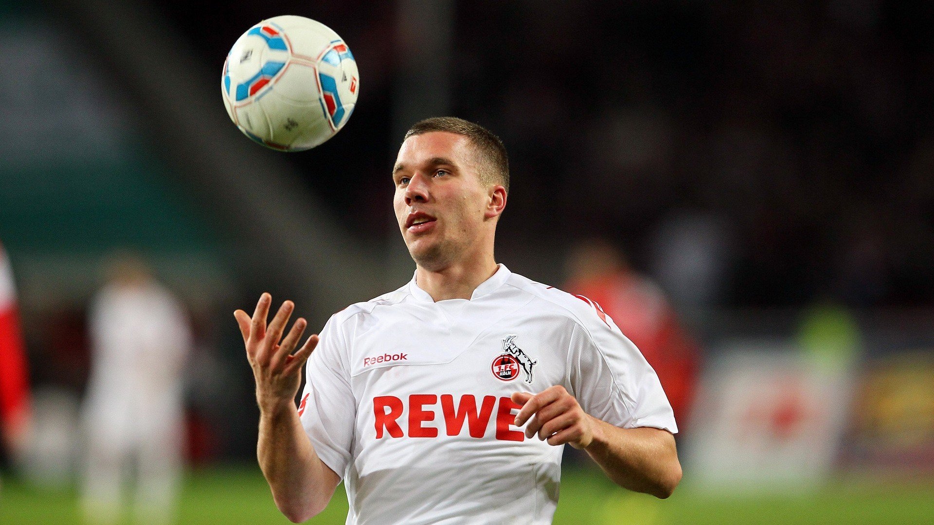 阿扎伦卡回归赛场，败北首场状态亮眼，德国队观众沸腾！-开云体育在线观看